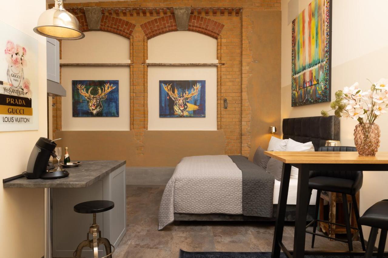 Dettingen an der Erms Fabric Apartments מראה חיצוני תמונה