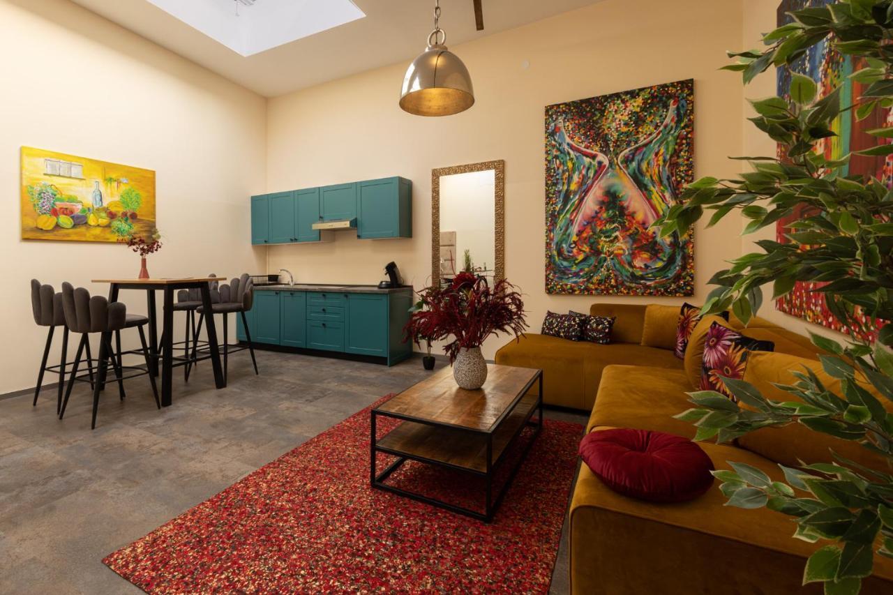 Dettingen an der Erms Fabric Apartments מראה חיצוני תמונה